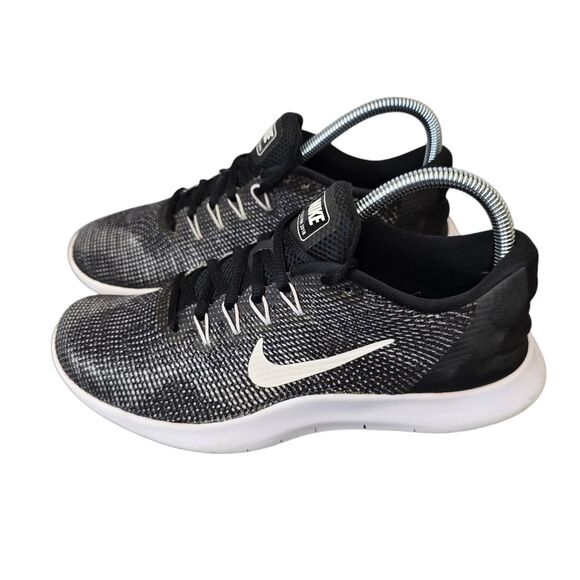 Nike Flex RN 2018 Women's 8 Black Running Sneakers AA7408-001 - Picture 1 of 10